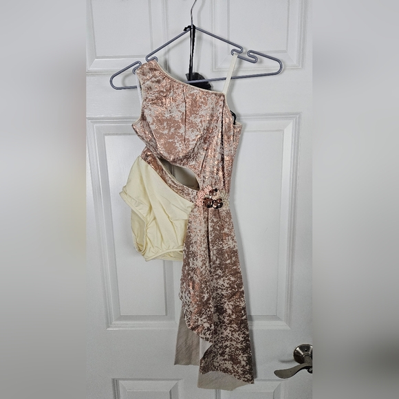 Revolution Dance 10th House TH20268 Relativity - Picture 2 of 5